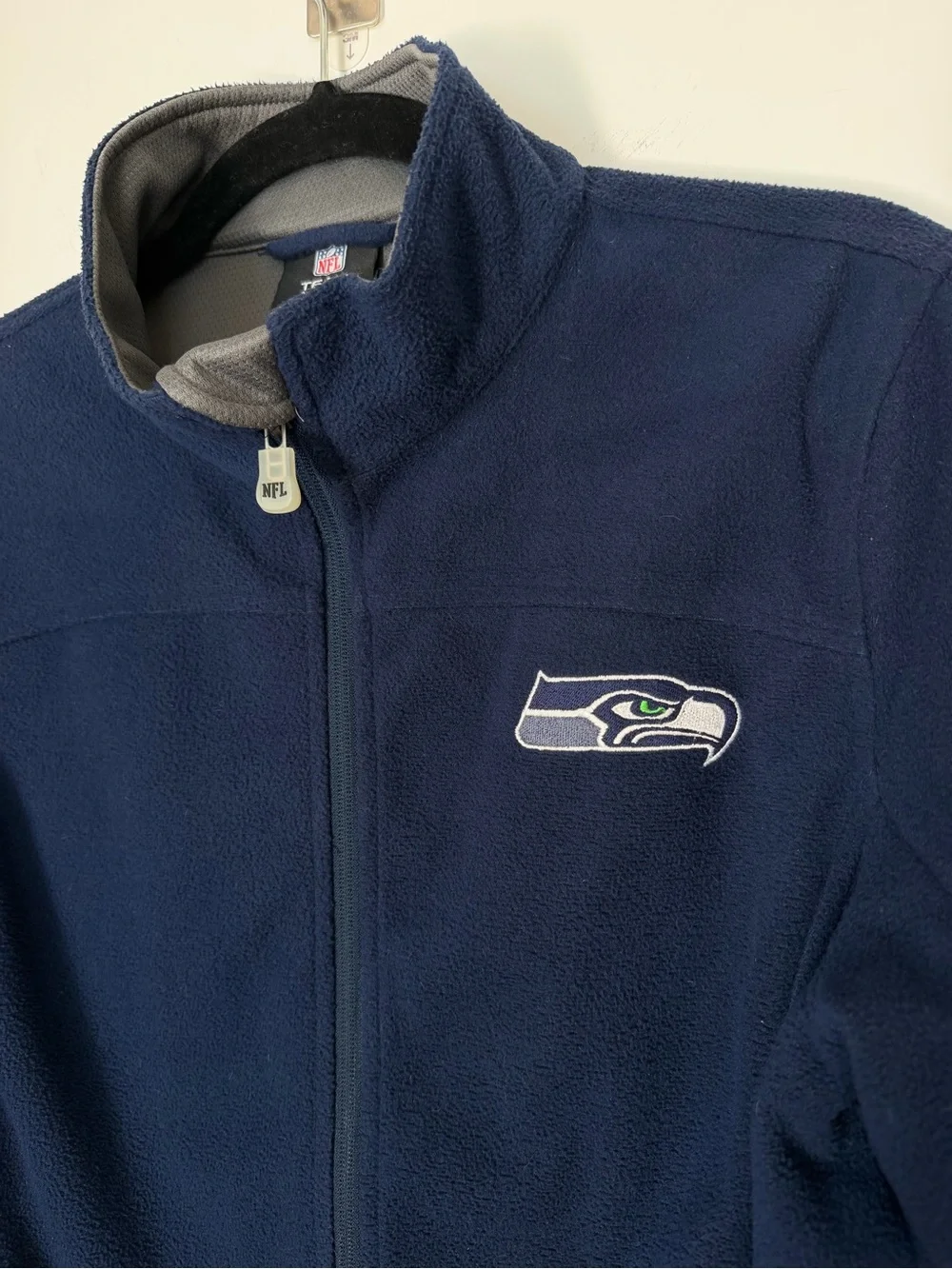 NFL Seattle Seahawks Women’s Navy Full-Zip Softshell Fleece Jacket size Medium